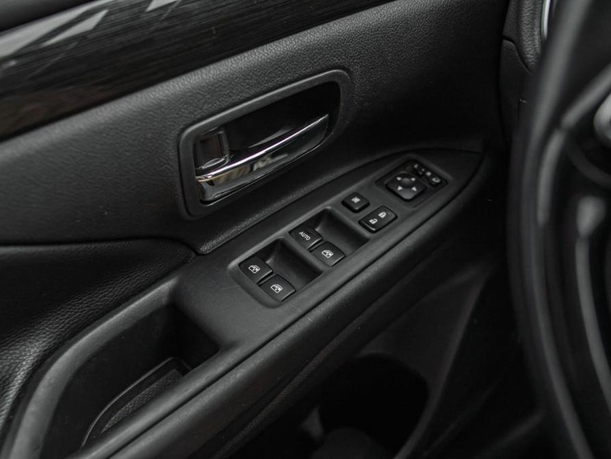 Mitsubishi Outlander III Рестайлинг 2 Санкт-Петербург  - изображение 12