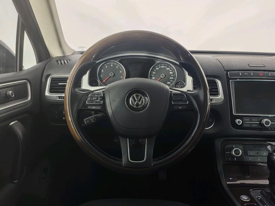 Volkswagen Touareg II Рестайлинг Санкт-Петербург  - изображение 10