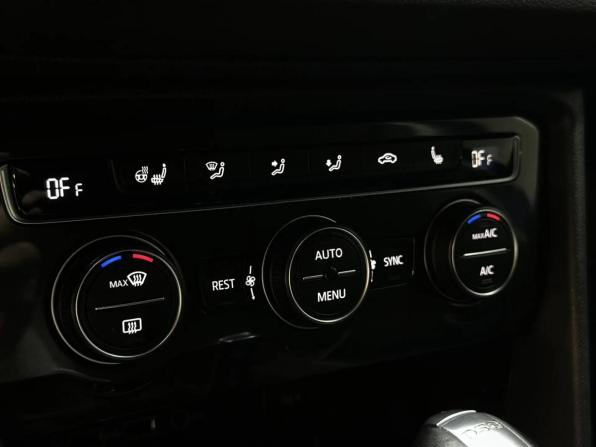 Volkswagen Tiguan II с пробегом 2018 года, цена 2 047 000 рублей, 123383 км, внедорожник, Автокод Объявления