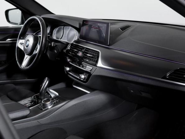 BMW 5 серии VII (G30/G31/G38) Рестайлинг с пробегом 2020 года, цена 3 757 000 рублей, 123542 км, седан, Автокод Объявления
