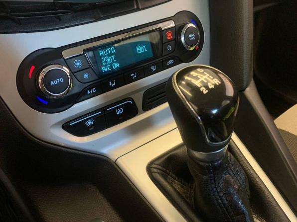 Ford Focus III с пробегом 2014 года, цена 850 000 рублей, 101594 км, седан, Автокод Объявления