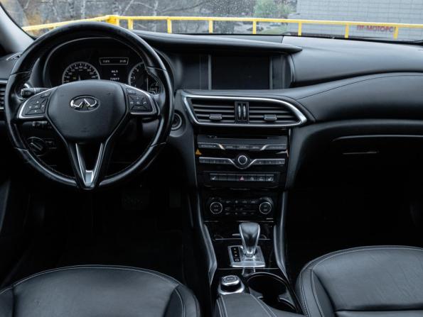 Infiniti Q30 с пробегом 2017 года, цена 1 833 000 рублей, 72061 км, хэтчбек, Автокод Объявления