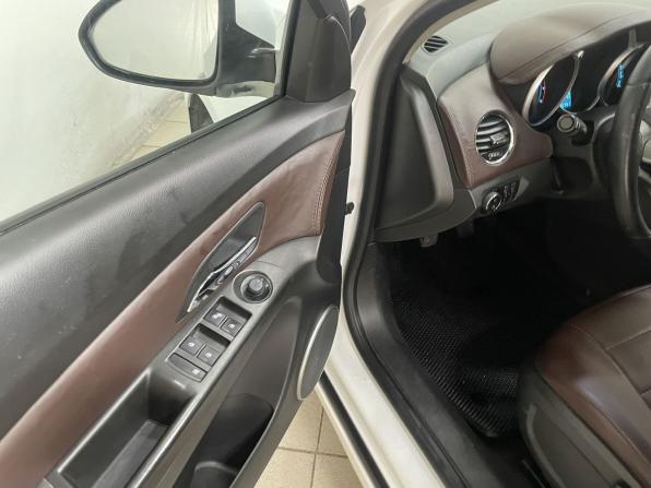 Chevrolet Cruze I Рестайлинг с пробегом 2013 года, цена 789 000 рублей, 136740 км, седан, Автокод Объявления