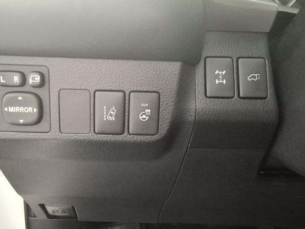Toyota RAV4 IV (XA40) Рестайлинг с пробегом 2018 года, цена 3 129 000 рублей, 130422 км, внедорожник, Автокод Объявления