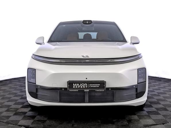 Li Auto (Lixiang) L6 с пробегом 2024 года, цена 5 850 000 рублей, 25555 км, внедорожник, Автокод Объявления