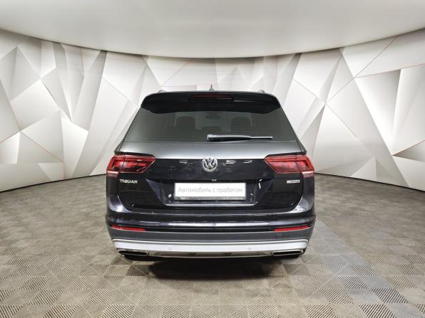 Volkswagen Tiguan II с пробегом 2020 года, цена 2 335 000 рублей, 110202 км, внедорожник, Автокод Объявления