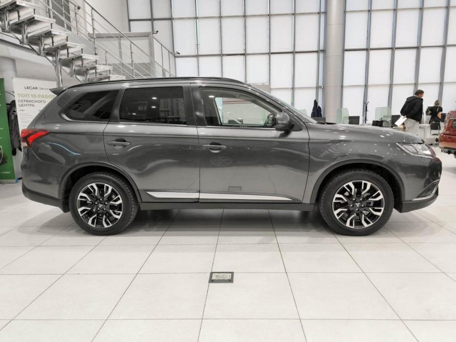 Mitsubishi Outlander III Рестайлинг 3 Казань  - изображение 5