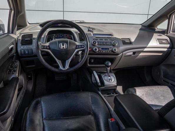 Honda Civic VIII Рестайлинг с пробегом 2008 года, цена 750 000 рублей, 232319 км, седан, Автокод Объявления