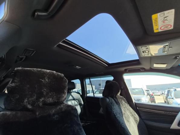 Toyota Land Cruiser 200 Series Рестайлинг 2 с пробегом 2019 года, цена 6 700 000 рублей, 93907 км, внедорожник, Автокод Объявления