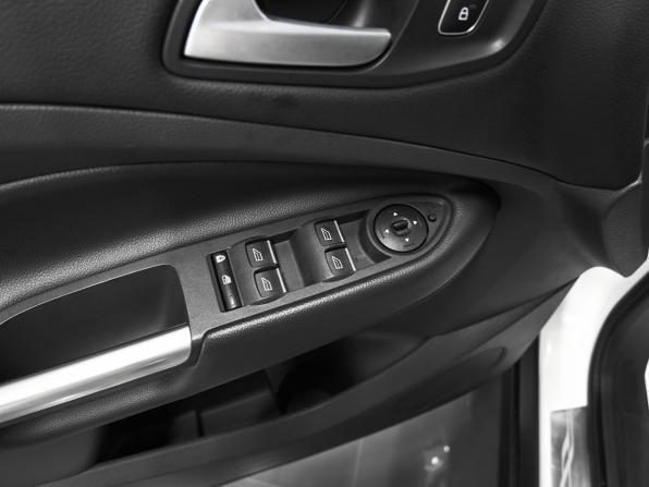 Ford Kuga II Рестайлинг с пробегом 2018 года, цена 1 735 000 рублей, 103370 км, внедорожник, Автокод Объявления