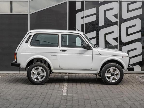 Lada (ВАЗ) Niva Legend с пробегом 2024 года, цена 910 000 рублей, 11761 км, внедорожник, Автокод Объявления