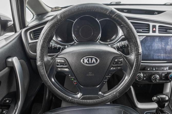 Kia Ceed II с пробегом 2012 года, цена 1 099 000 рублей, 278000 км, универсал, Автокод Объявления