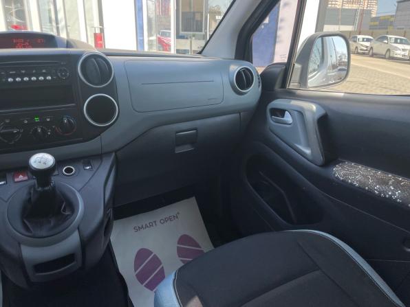 Citroen Berlingo II с пробегом 2012 года, цена 910 000 рублей, 250407 км, компактвэн, Автокод Объявления