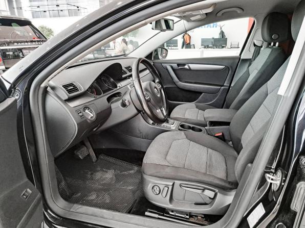 Volkswagen Passat B7 с пробегом 2011 года, цена 1 070 000 рублей, 172882 км, седан, Автокод Объявления