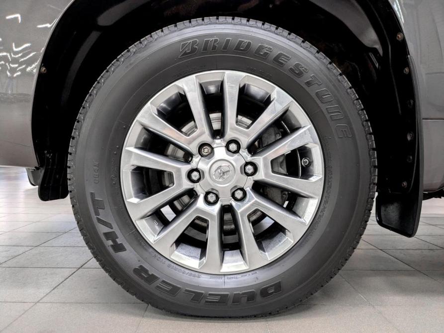 Toyota Land Cruiser Prado 150 Series Рестайлинг 2 Москва  - изображение 19