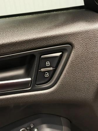 Audi Q5 I (8R) с пробегом 2009 года, цена 1 100 000 рублей, 287015 км, внедорожник, Автокод Объявления