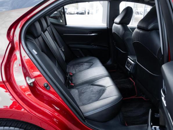 Toyota Camry VIII (XV70) Рестайлинг с пробегом 2021 года, цена 2 819 700 рублей, 58121 км, седан, Автокод Объявления