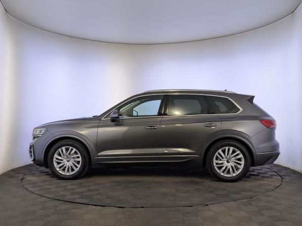 Volkswagen Touareg III Рестайлинг с пробегом 2025 года, цена 8 200 000 рублей, 2517 км, внедорожник, Автокод Объявления