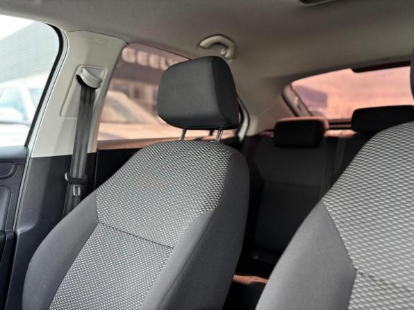 Volkswagen Polo VI с пробегом 2021 года, цена 1 350 000 рублей, 137281 км, лифтбек, Автокод Объявления