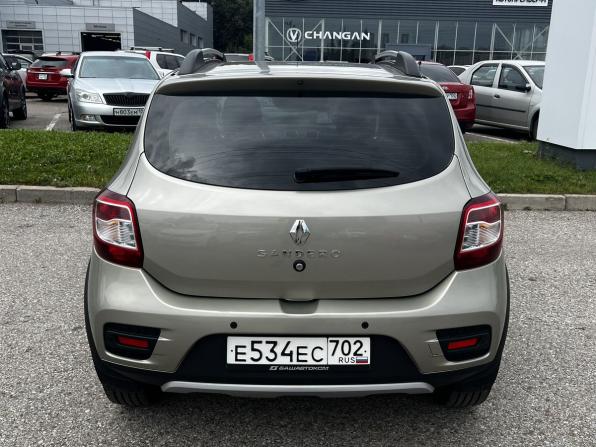 Renault Sandero II Рестайлинг с пробегом 2020 года, цена 1 120 000 рублей, 122380 км, хэтчбек, Автокод Объявления
