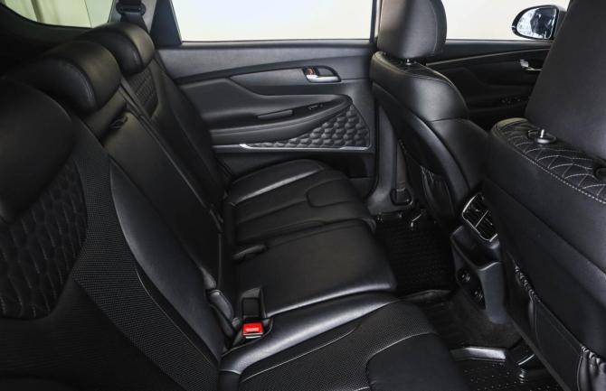 Hyundai Santa Fe IV с пробегом 2019 года, цена 2 859 000 рублей, 139383 км, внедорожник, Автокод Объявления