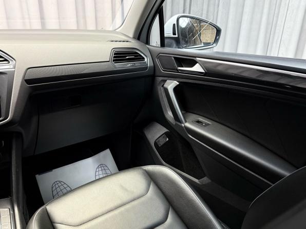 Volkswagen Tiguan II с пробегом 2018 года, цена 2 999 000 рублей, 112820 км, внедорожник, Автокод Объявления