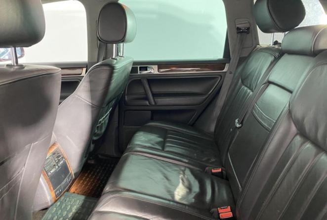 Volkswagen Touareg I Рестайлинг с пробегом 2008 года, цена 600 000 рублей, 281059 км, внедорожник, Автокод Объявления