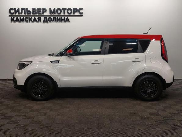 Kia Soul II Рестайлинг с пробегом 2017 года, цена 1 610 000 рублей, 90000 км, хэтчбек, Автокод Объявления