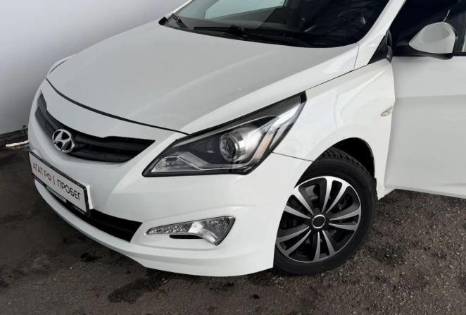Hyundai Solaris I Рестайлинг с пробегом 2016 года, цена 659 000 рублей, 298233 км, седан, Автокод Объявления