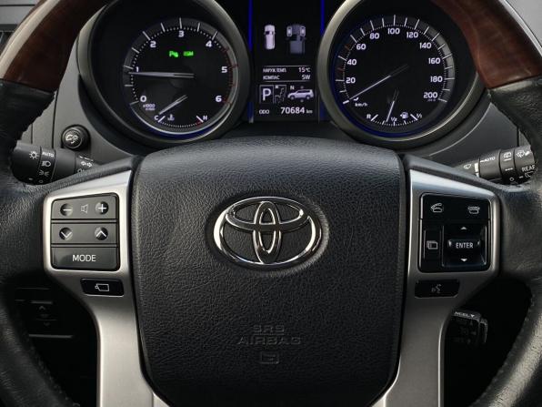 Toyota Land Cruiser Prado 150 Series Рестайлинг 1 с пробегом 2016 года, цена 4 299 000 рублей, 70683 км, внедорожник, Автокод Объявления