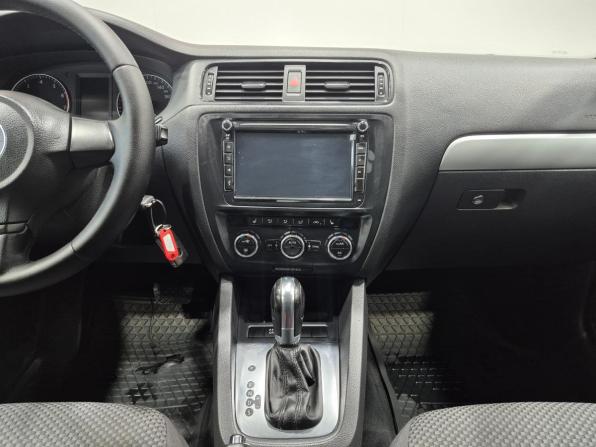 Volkswagen Jetta VI с пробегом 2012 года, цена 945 000 рублей, 251000 км, седан, Автокод Объявления