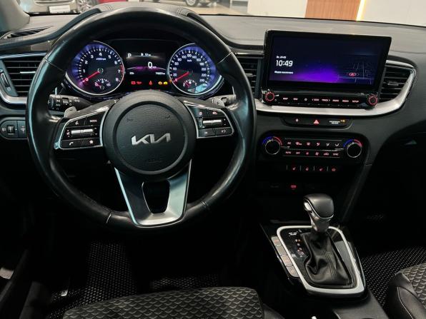 Kia Ceed III Рестайлинг с пробегом 2021 года, цена 1 690 000 рублей, 73000 км, хэтчбек, Автокод Объявления