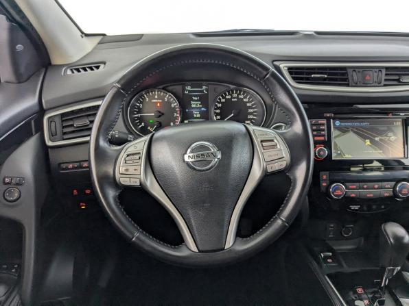 Nissan Qashqai II с пробегом 2017 года, цена 1 995 000 рублей, 73832 км, внедорожник, Автокод Объявления