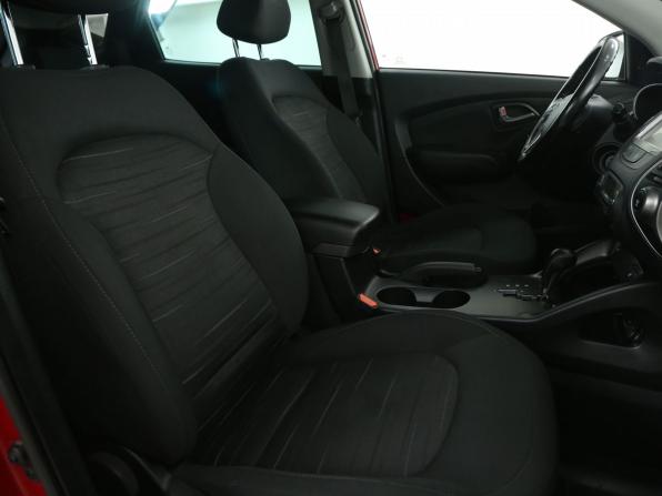 Hyundai ix35 I Рестайлинг с пробегом 2014 года, цена 1 424 000 рублей, 84700 км, внедорожник, Автокод Объявления