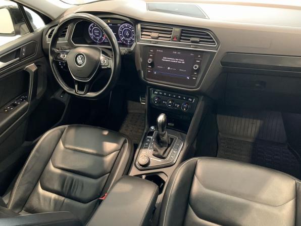 Volkswagen Tiguan II с пробегом 2018 года, цена 1 769 000 рублей, 184799 км, внедорожник, Автокод Объявления