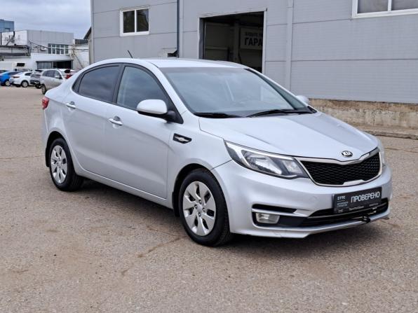 Kia Rio III Рестайлинг с пробегом 2015 года, цена 875 000 рублей, 180200 км, седан, Автокод Объявления