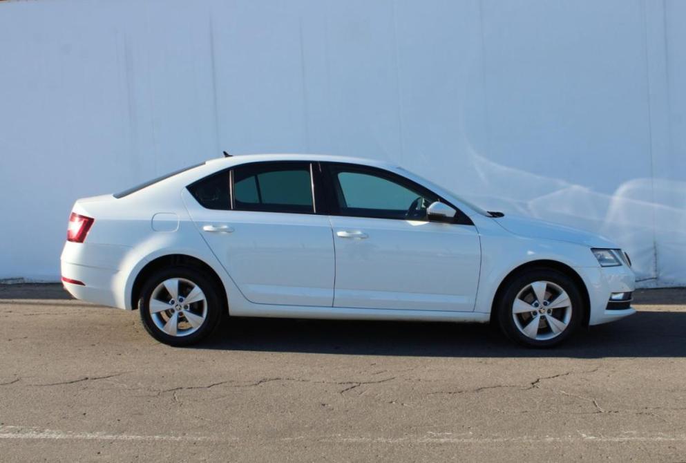 Skoda Octavia III (A7) Рестайлинг Нижний Новгород  - изображение 8