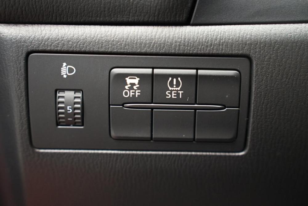 Mazda 3 III (BM) Крым  - изображение 13