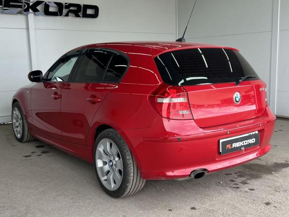BMW 1 серии I (E81/E82/E87/E88) Рестайлинг с пробегом 2011 года, цена 799 000 рублей, 255772 км, хэтчбек, Автокод Объявления