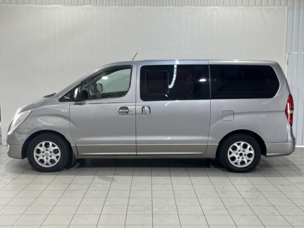 Hyundai H-1 II с пробегом 2012 года, цена 1 355 000 рублей, 297580 км, минивэн, Автокод Объявления