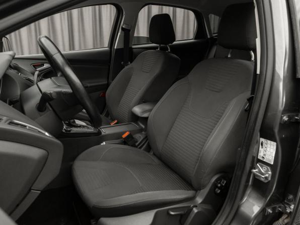 Ford Focus III Рестайлинг с пробегом 2017 года, цена 1 420 000 рублей, 92002 км, хэтчбек, Автокод Объявления