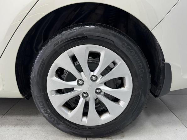 Kia Rio IV с пробегом 2019 года, цена 1 292 000 рублей, 97617 км, седан, Автокод Объявления