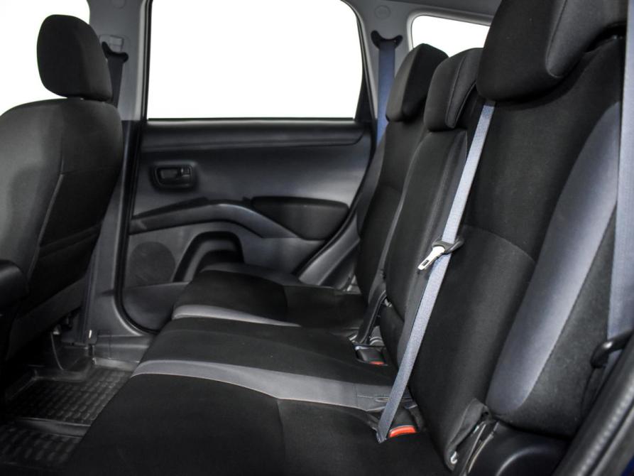 Mitsubishi Outlander II Рестайлинг Санкт-Петербург  - изображение 11