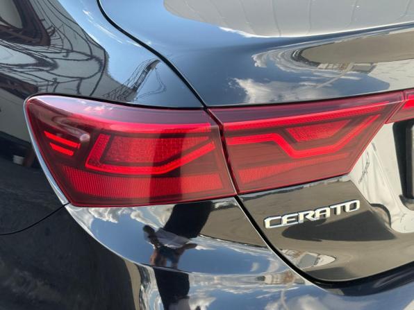Kia Cerato IV Рестайлинг с пробегом 2021 года, цена 2 020 000 рублей, 89000 км, седан, Автокод Объявления