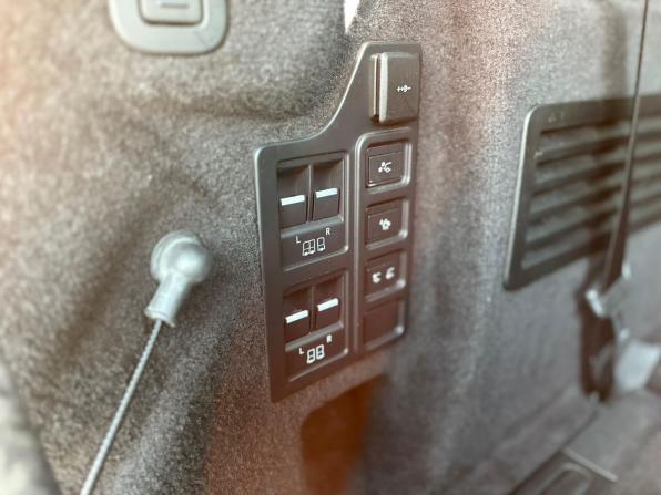 Land Rover Discovery V Рестайлинг с пробегом 2021 года, цена 6 250 000 рублей, 114750 км, внедорожник, Автокод Объявления