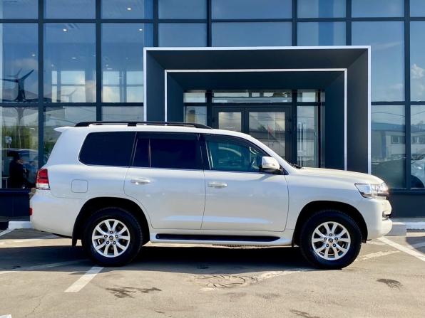 Toyota Land Cruiser 200 Series Рестайлинг 2 с пробегом 2017 года, цена 6 549 000 рублей, 81280 км, внедорожник, Автокод Объявления