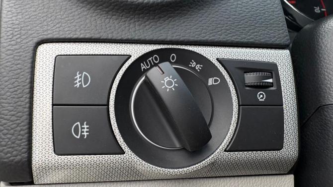 Opel Antara I Рестайлинг с пробегом 2014 года, цена 1 445 000 рублей, 128462 км, внедорожник, Автокод Объявления