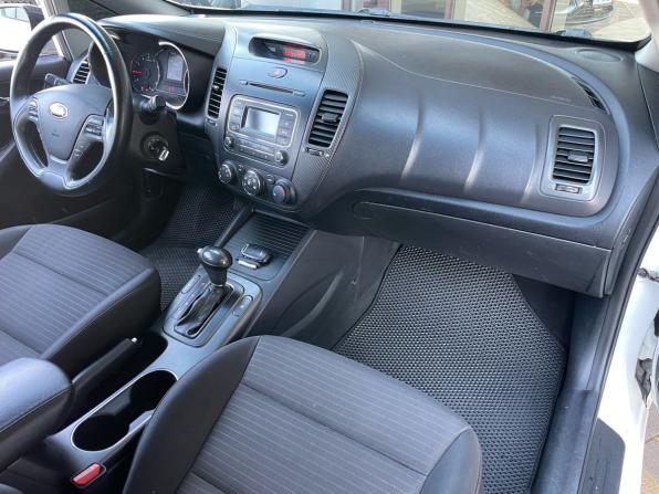 Kia Cerato III с пробегом 2014 года, цена 825 000 рублей, 198000 км, седан, Автокод Объявления