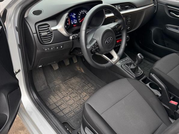 Kia Rio IV Рестайлинг с пробегом 2021 года, цена 1 800 000 рублей, 12851 км, седан, Автокод Объявления
