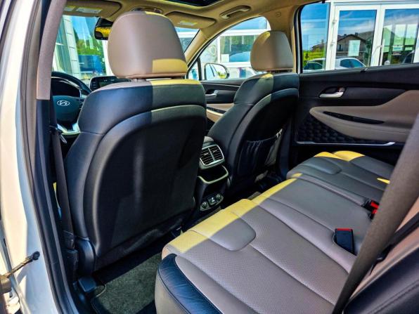 Hyundai Santa Fe IV с пробегом 2020 года, цена 3 300 000 рублей, 41000 км, внедорожник, Автокод Объявления